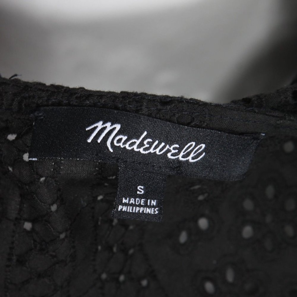 Madewell Eyelet Flutter Sleeve Button Back Tiered… - image 5